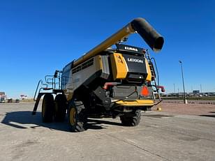 Main image CLAAS LEXION 740 10