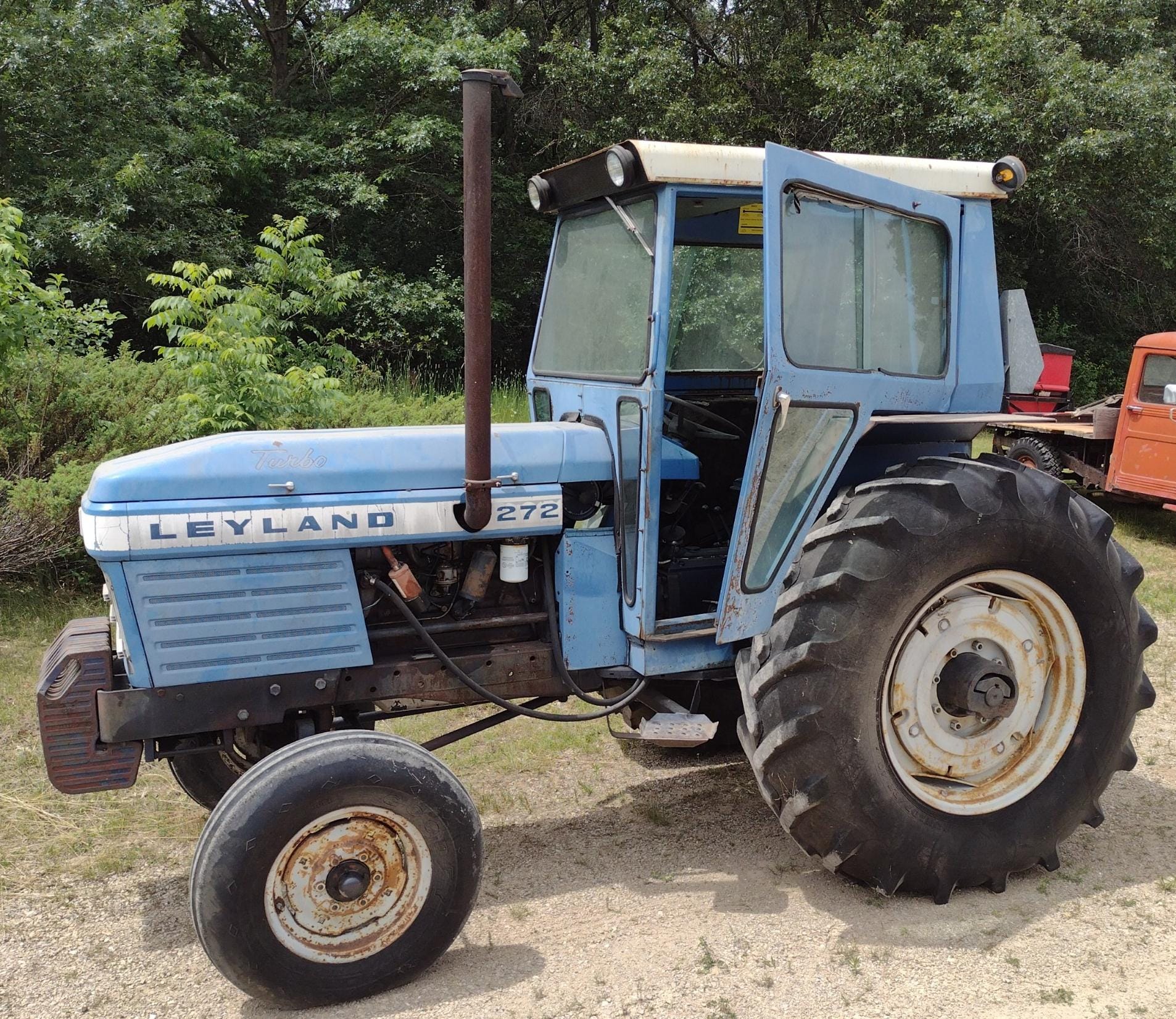 Main image Leyland 272