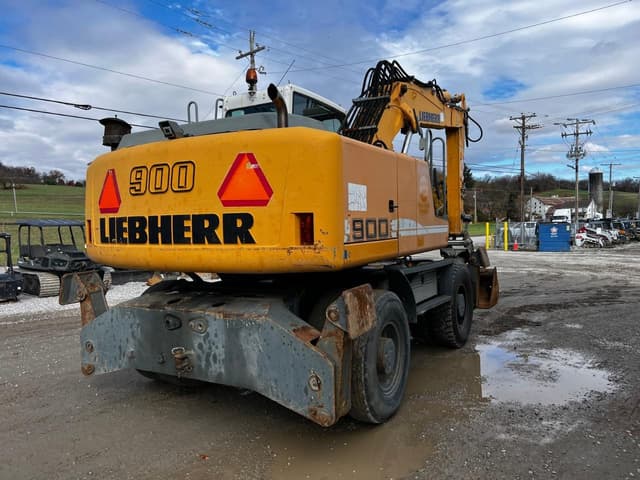 Image of Liebherr 900 equipment image 4