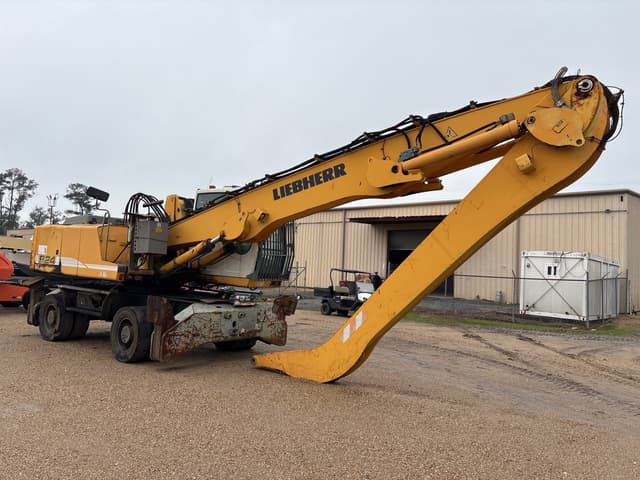 Image of Liebherr 924 equipment image 4