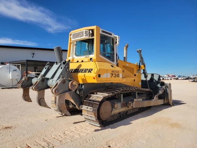 Image of Liebherr 734 equipment image 4