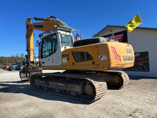Image of Liebherr 926 equipment image 2