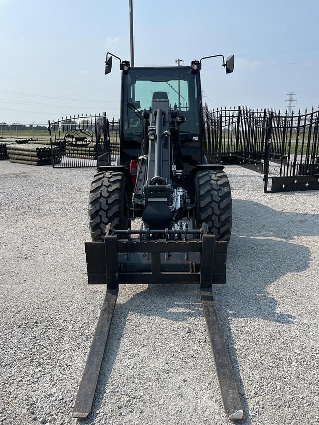 Image of  Doosan DL80TL equipment image 2