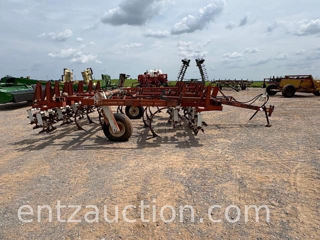 Image of Lilliston 7600 equipment image 2