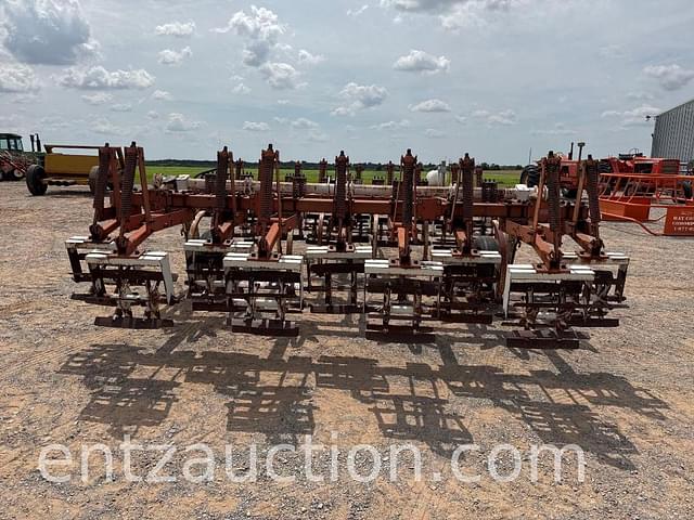 Image of Lilliston 7600 equipment image 4
