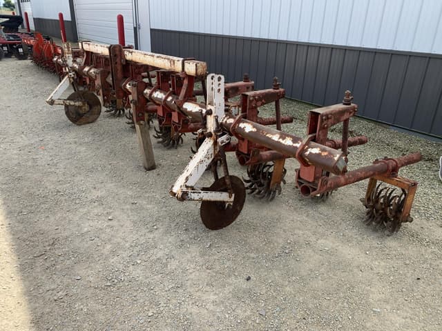 Image of Lilliston RC6 equipment image 1