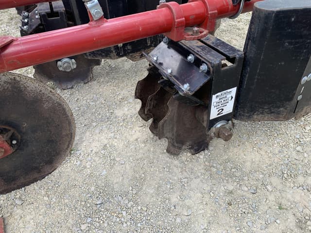 Image of Lilliston RC6 equipment image 3