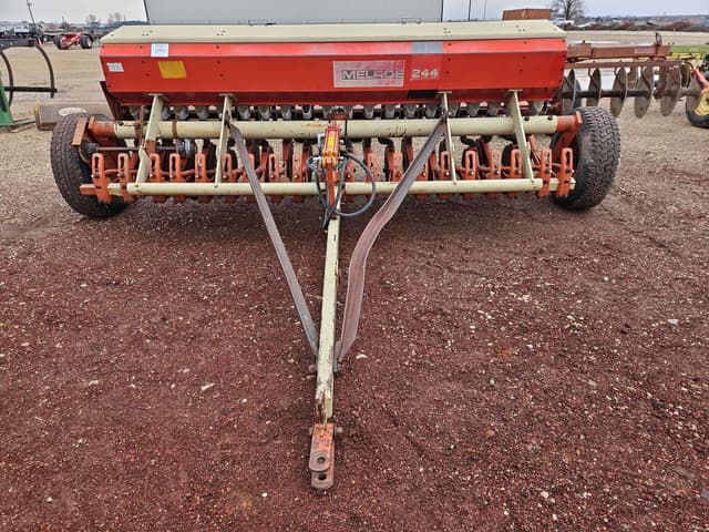 Image of Lilliston 244 equipment image 3