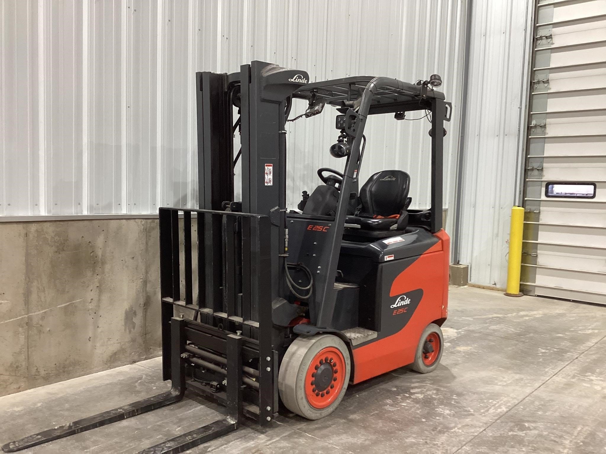 2019 Linde E25C Equipment Image0