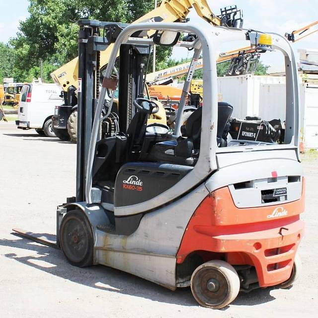 Image of Linde RX60-25 equipment image 2