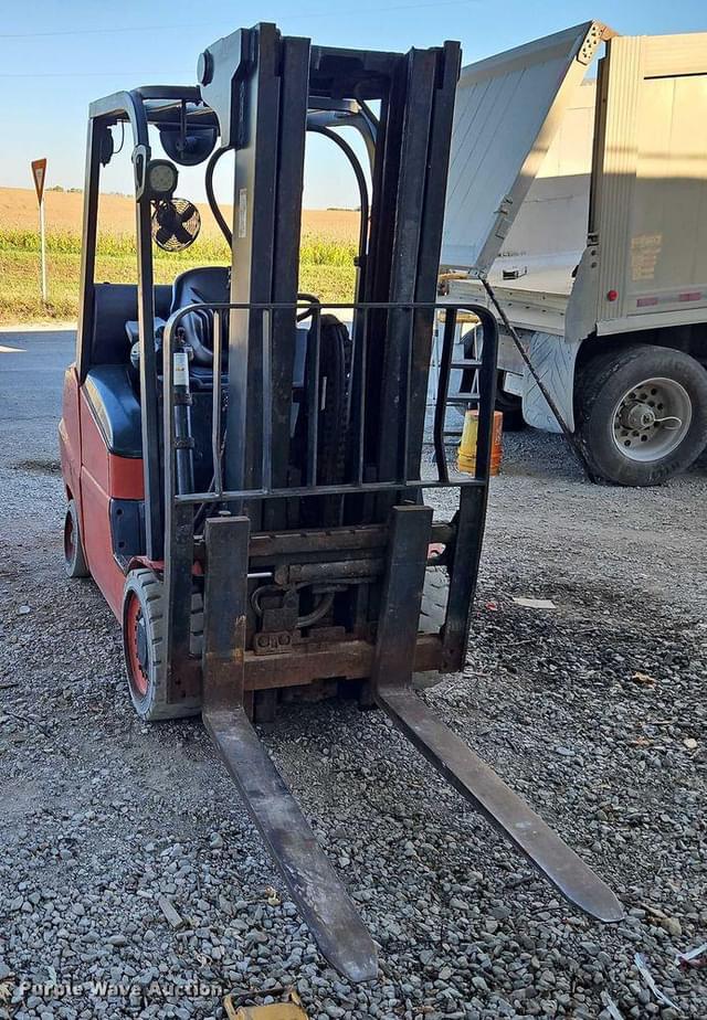 Image of Linde H30CT equipment image 2