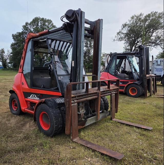 Image of Linde H70D-03 equipment image 2