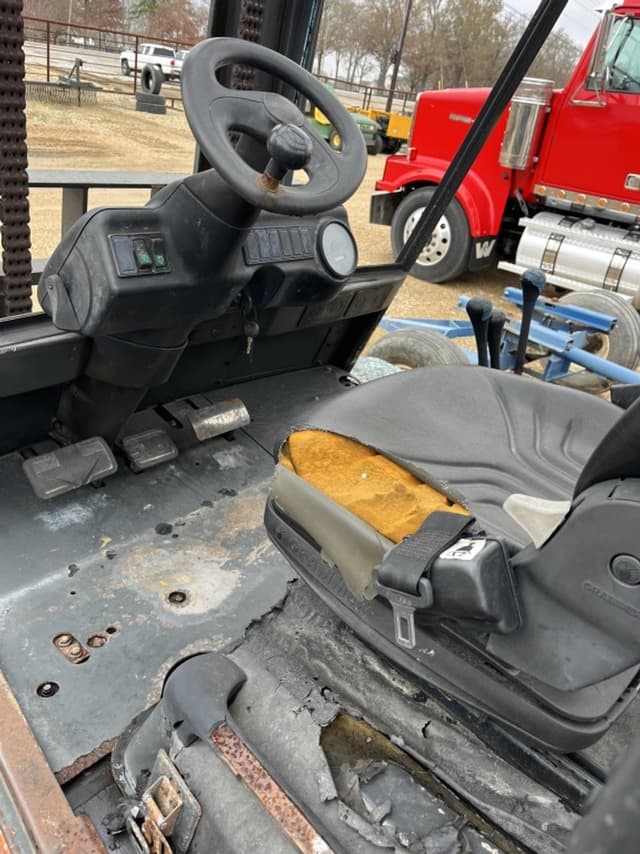 Image of Linde H70D equipment image 4