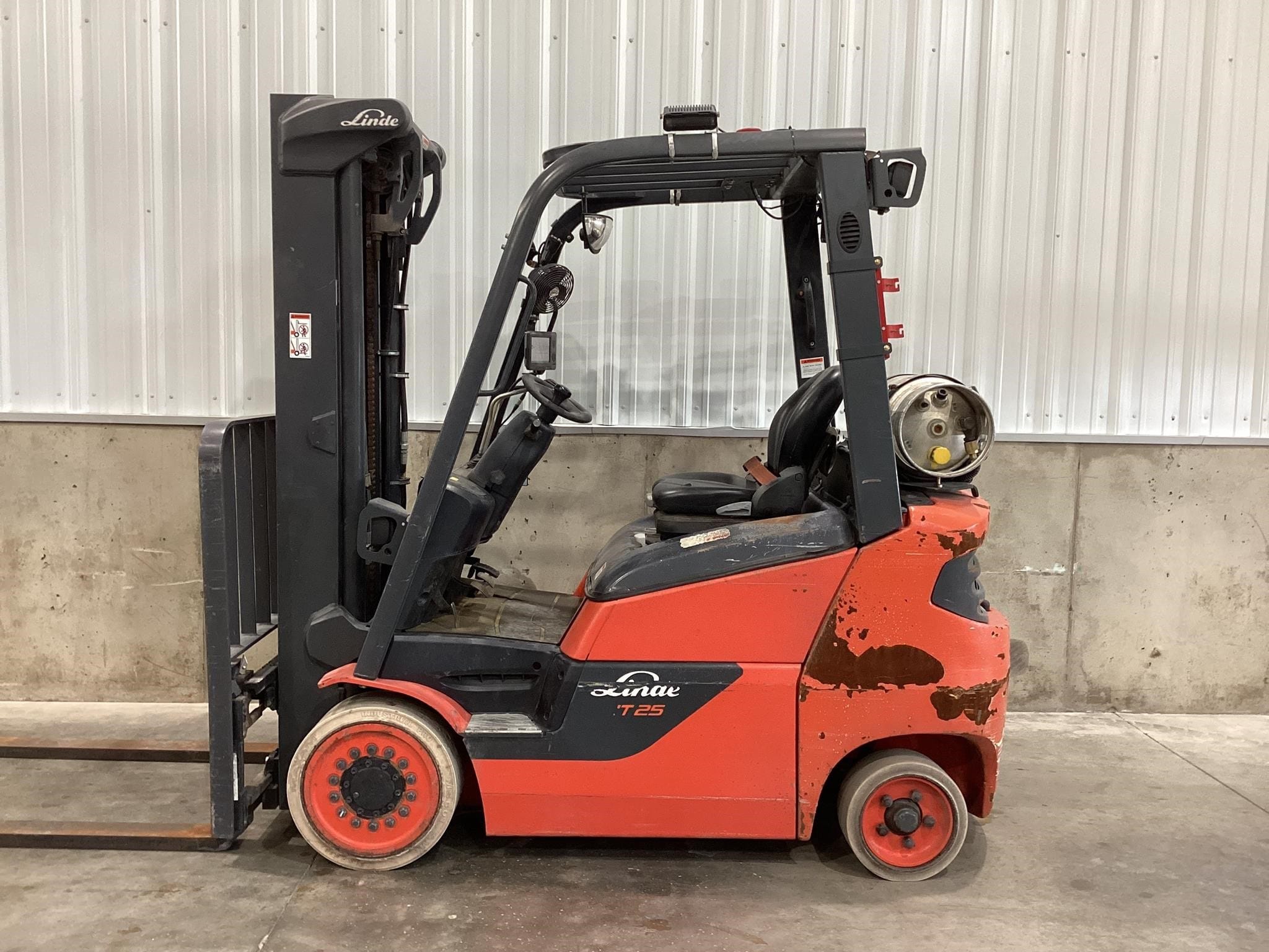 2019 Linde HT25CT Equipment Image0