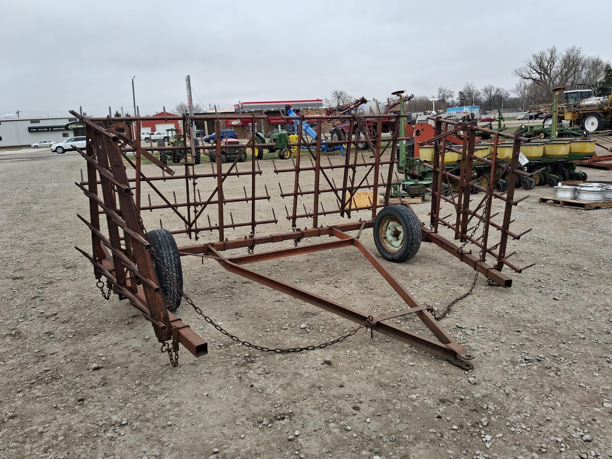 Lindsay 235 Equipment Image0