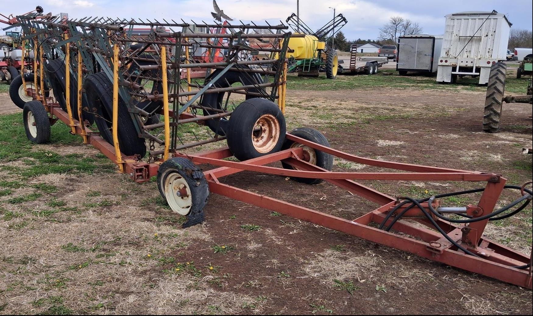 Lindsay 235 Equipment Image0