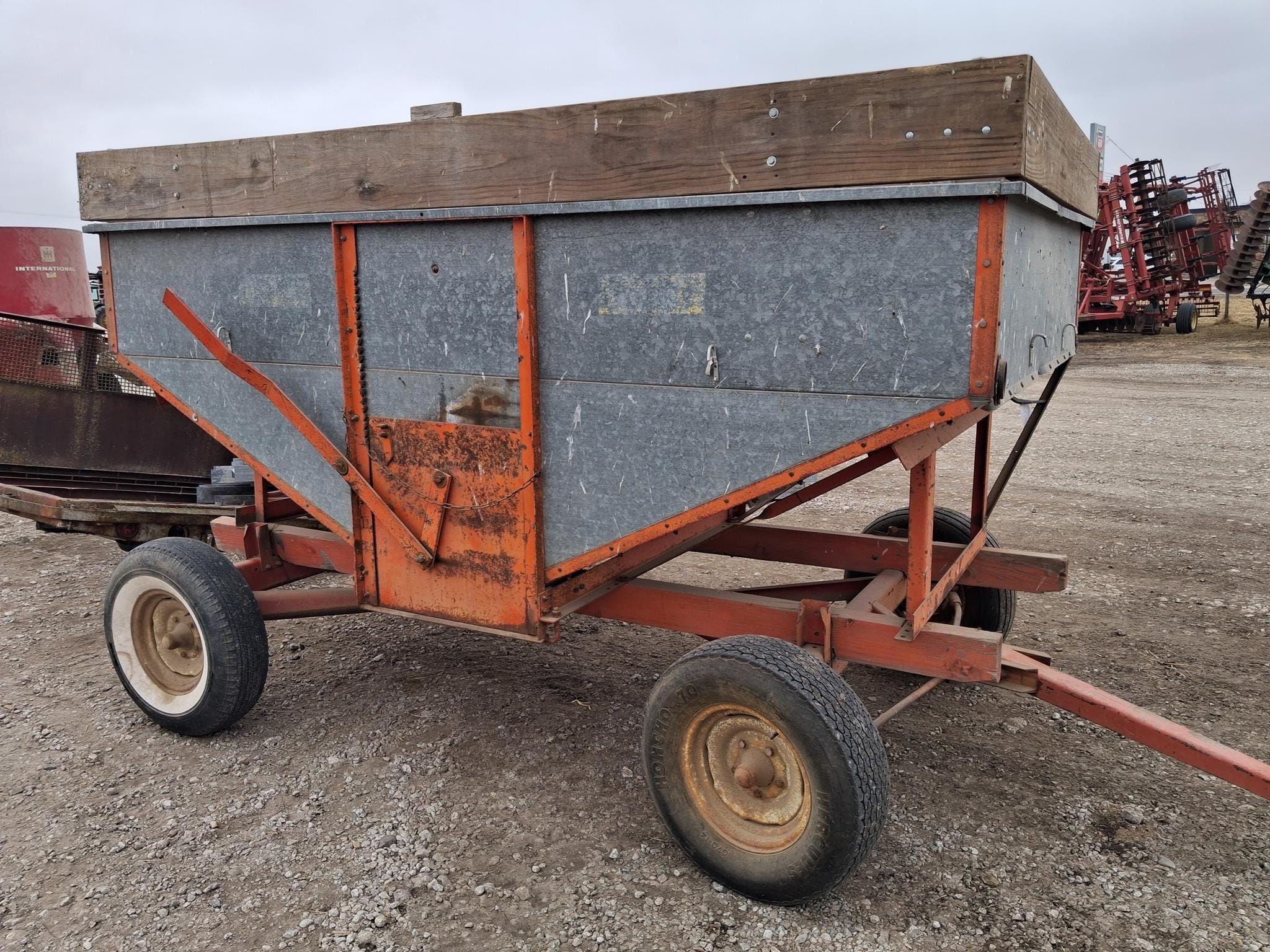 Little Giant 200 Equipment Image0