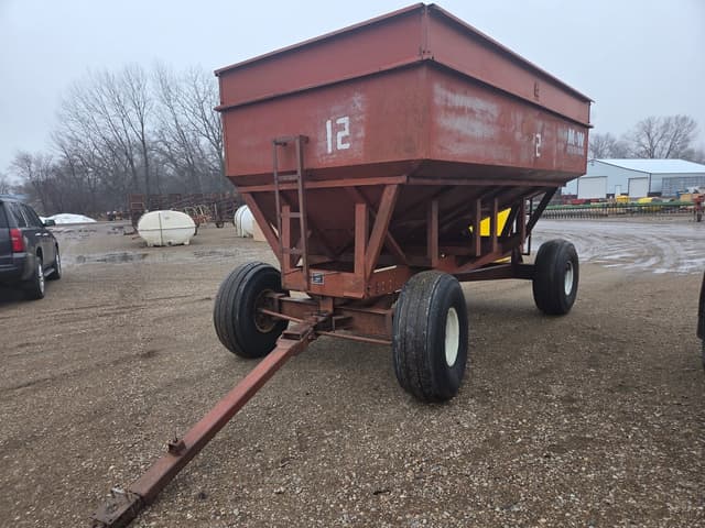 Image of M&W Little Red Wagon equipment image 1