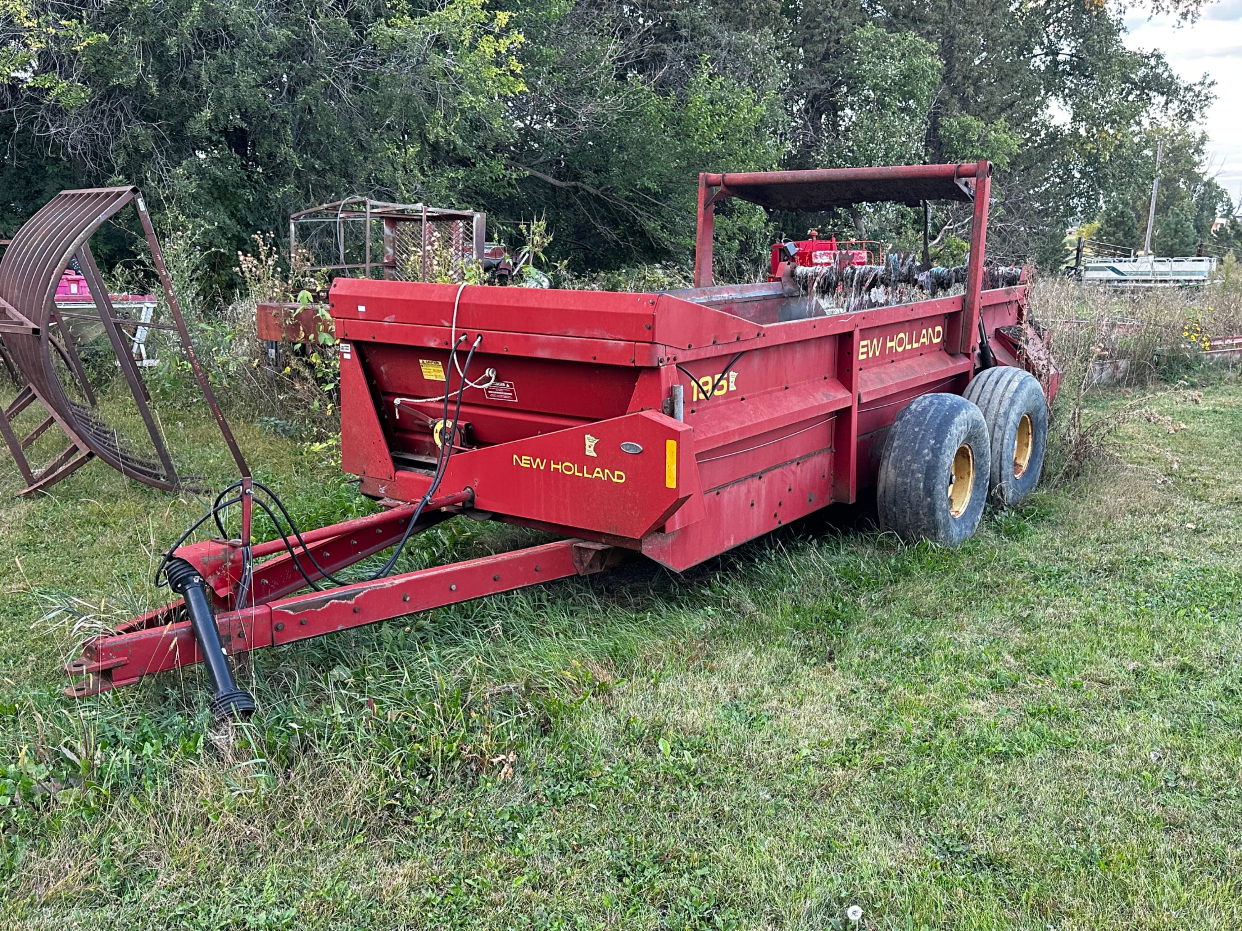 Main image New Holland 195