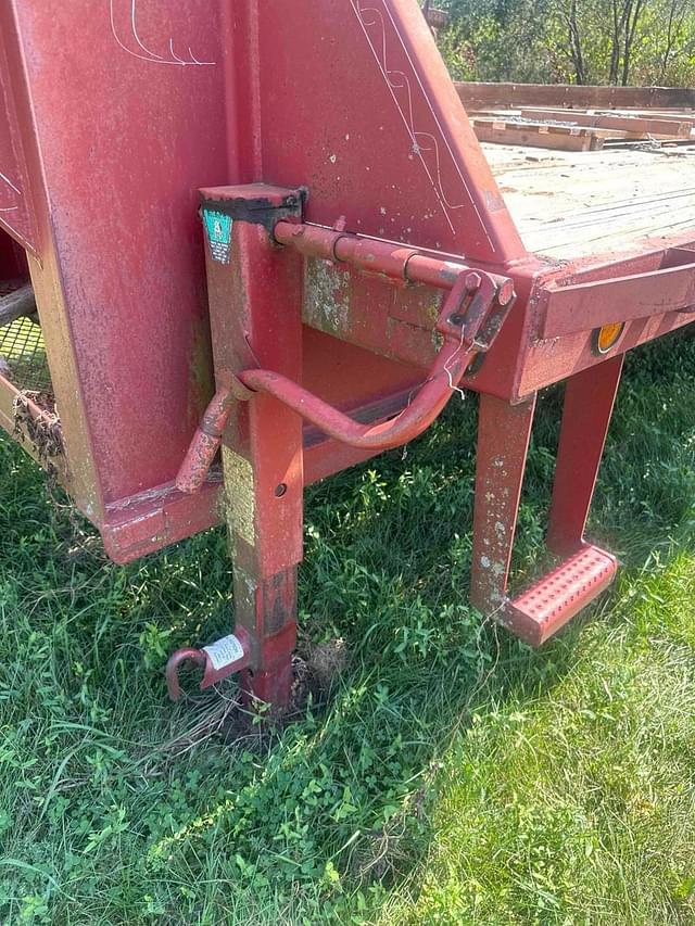 Image of Load Trail Gooseneck Dump Trailer equipment image 2