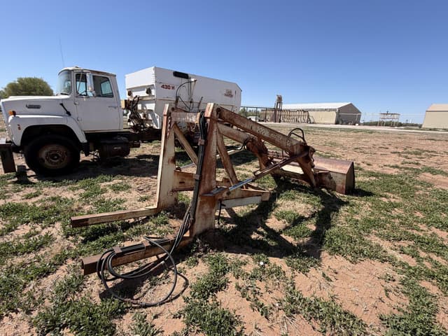 Image of Great Bend 900 equipment image 1