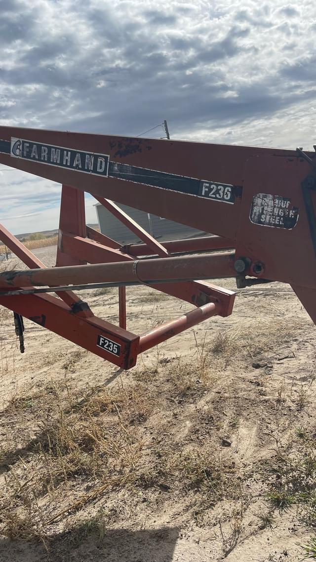 Image of Farmhand F235 equipment image 4