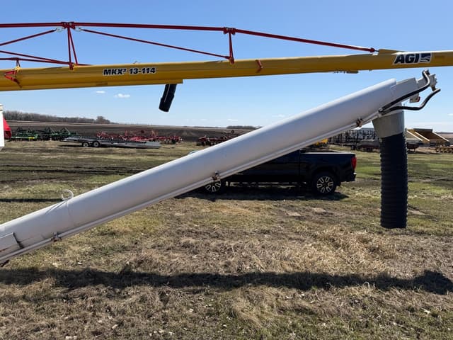 Image of Willmar Load Runner 10 equipment image 4