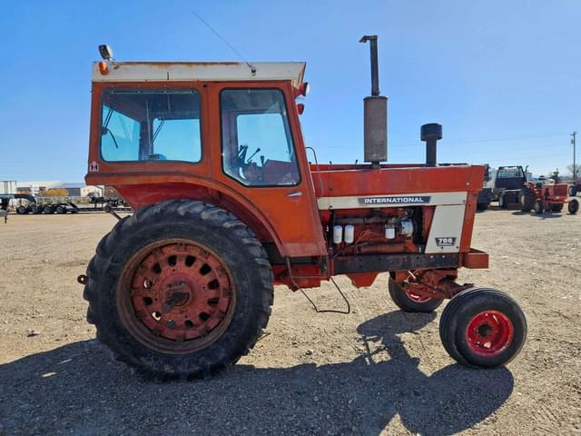 Image of International Harvester 766 equipment image 3