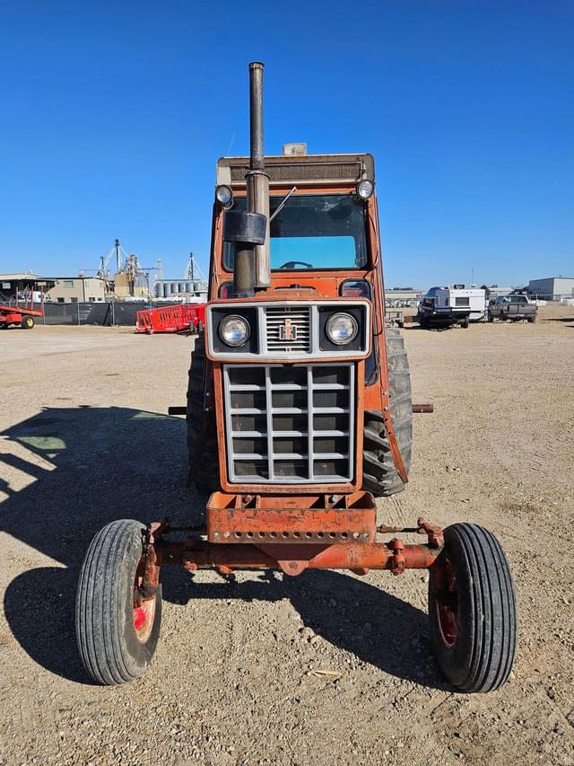 Image of International Harvester 766 equipment image 1