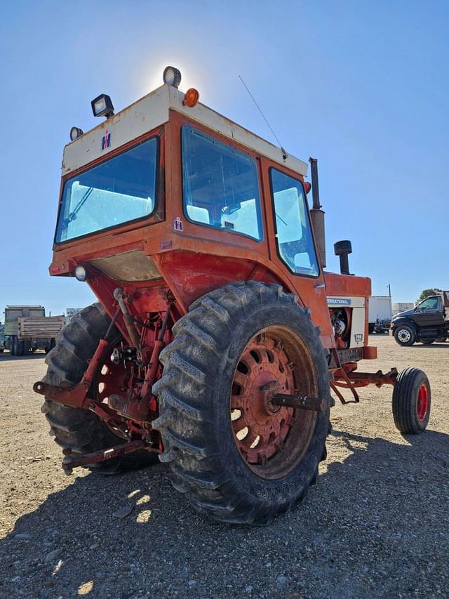 Image of International Harvester 766 equipment image 4