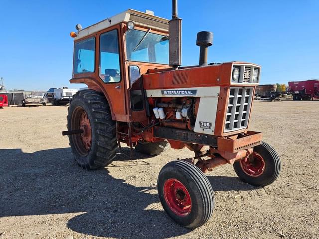 Image of International Harvester 766 equipment image 2
