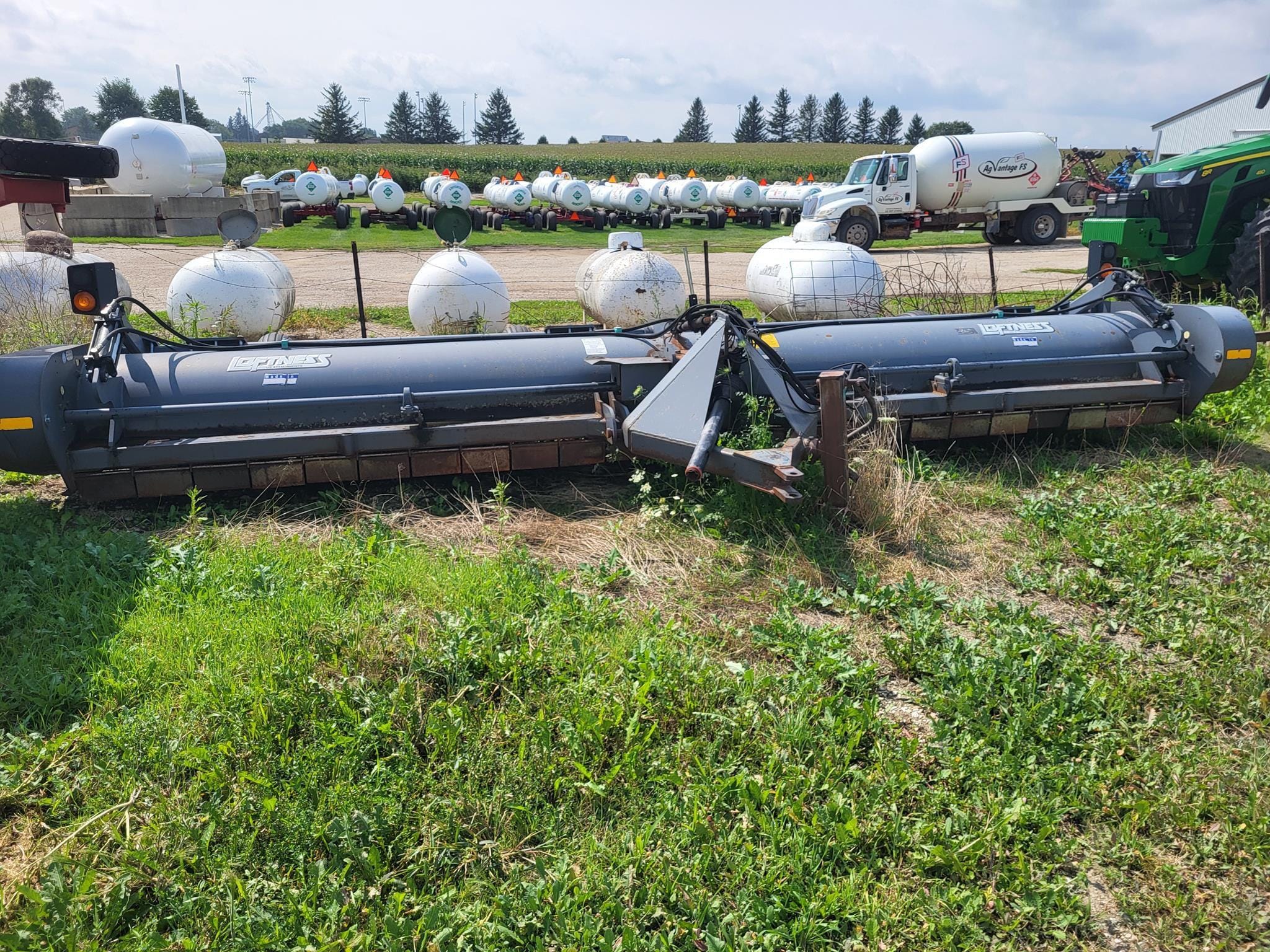 Loftness 240 Equipment Image0