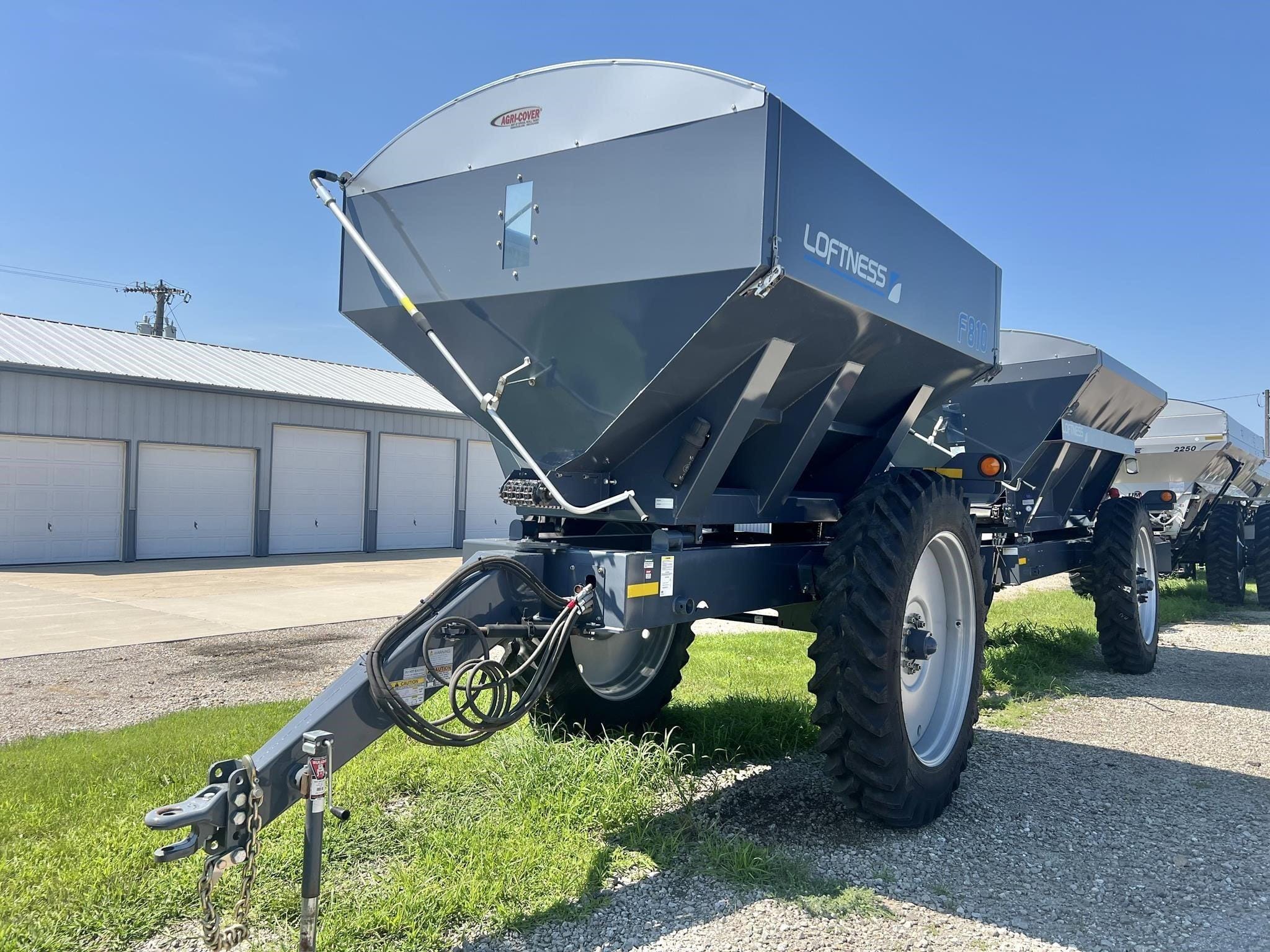 Loftness F810 Equipment Image0