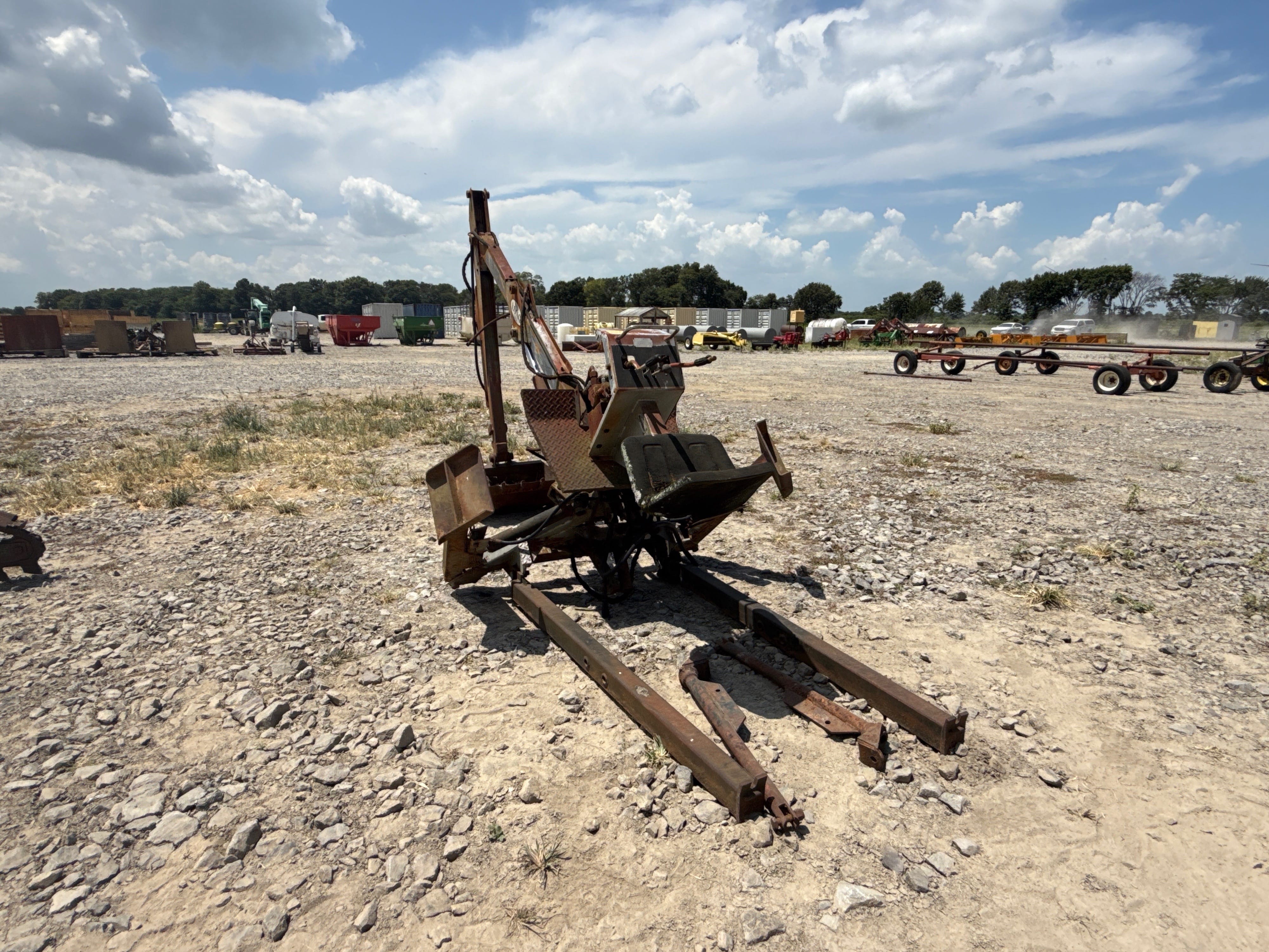 Long 1199 Equipment Image0