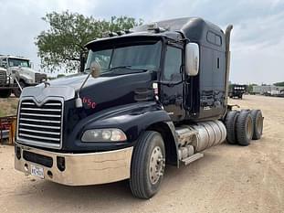 2008 Mack Pinnacle CXU613 Equipment Image0