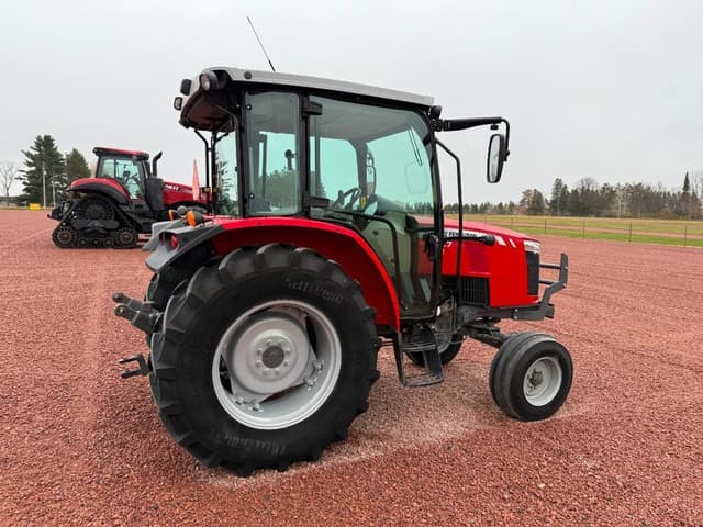Image of Massey Ferguson 4707 equipment image 3
