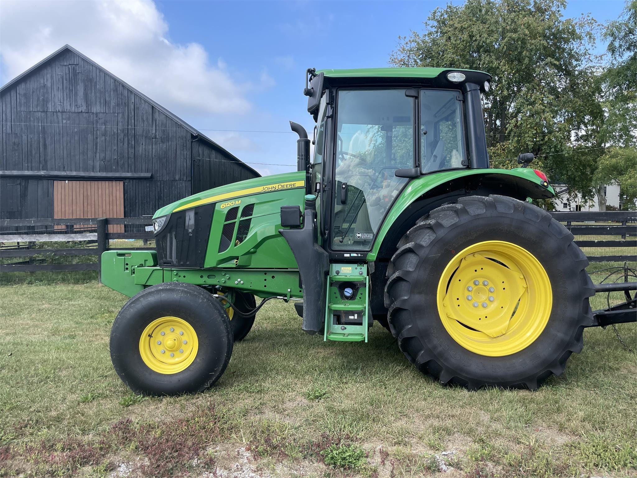 Main image John Deere 6120M