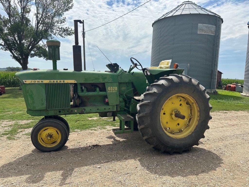 Main image John Deere 4020
