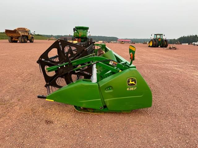 Image of John Deere 635F equipment image 2