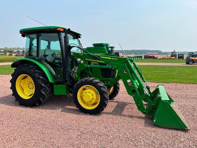 Image of John Deere 5075E equipment image 2