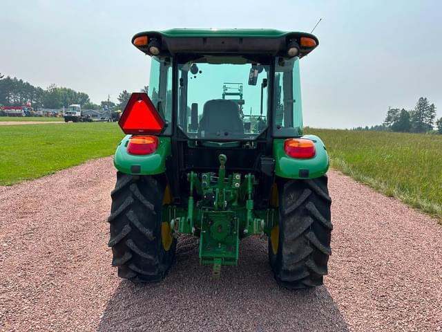 Image of John Deere 5075E equipment image 4