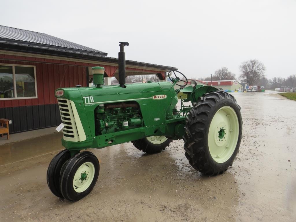 Main image Oliver 770