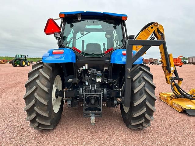 Image of New Holland TS110A equipment image 4