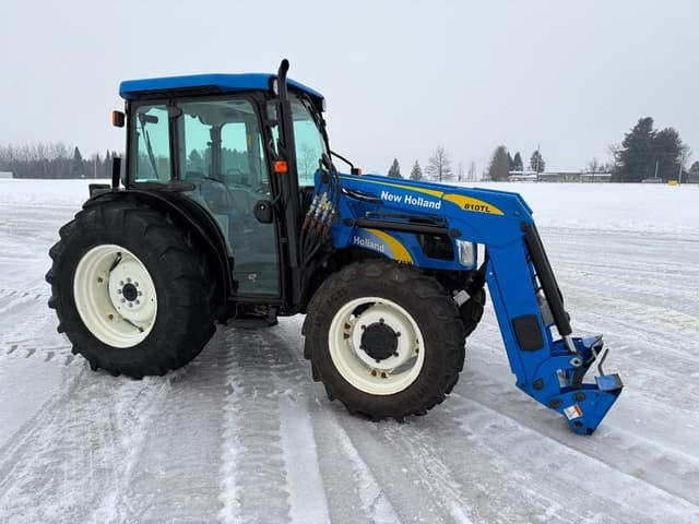 Image of New Holland T4030 equipment image 2