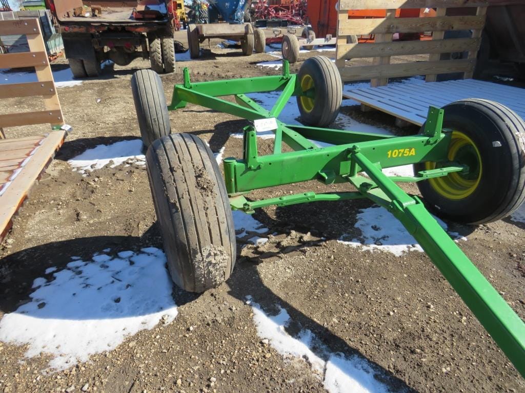 Main image John Deere 1075