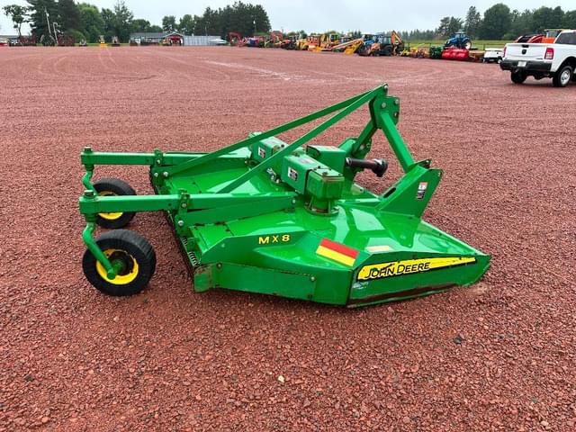 Image of John Deere MX8 equipment image 3