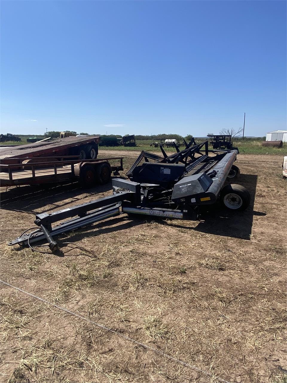 Main image MacDon 3000