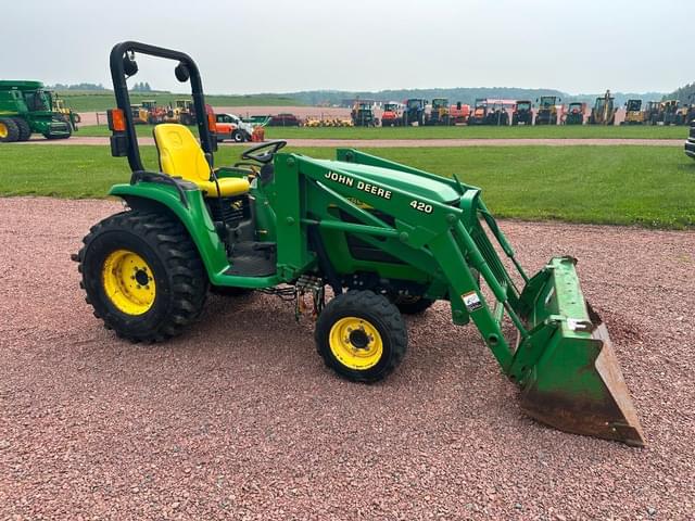 Image of John Deere 4210 equipment image 2