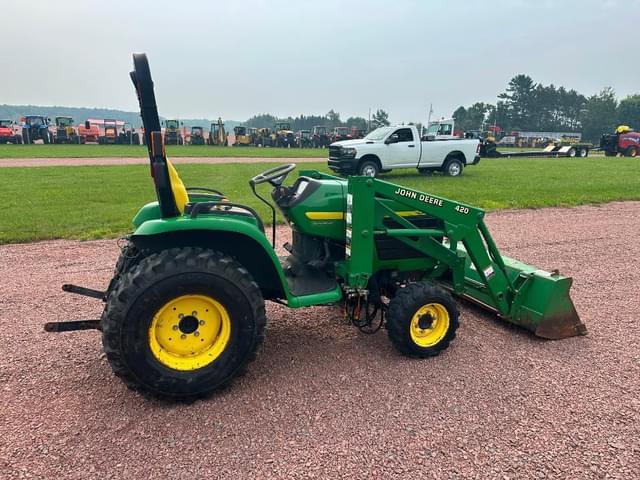Image of John Deere 4210 equipment image 3