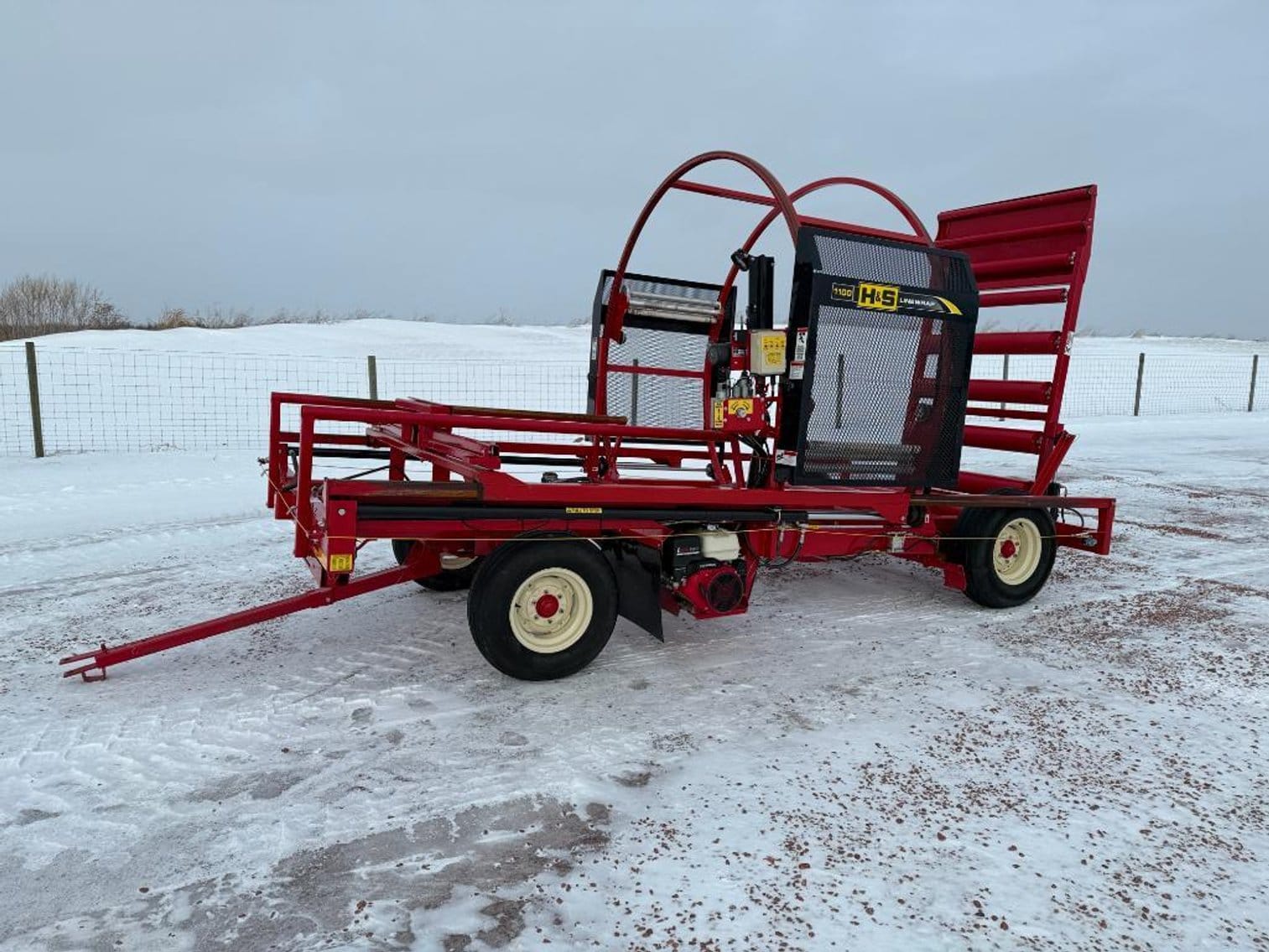 2023 H&S LW1100 Equipment Image0